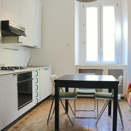 S. Ambrogio Cozy Apartment Milan Exterior photo