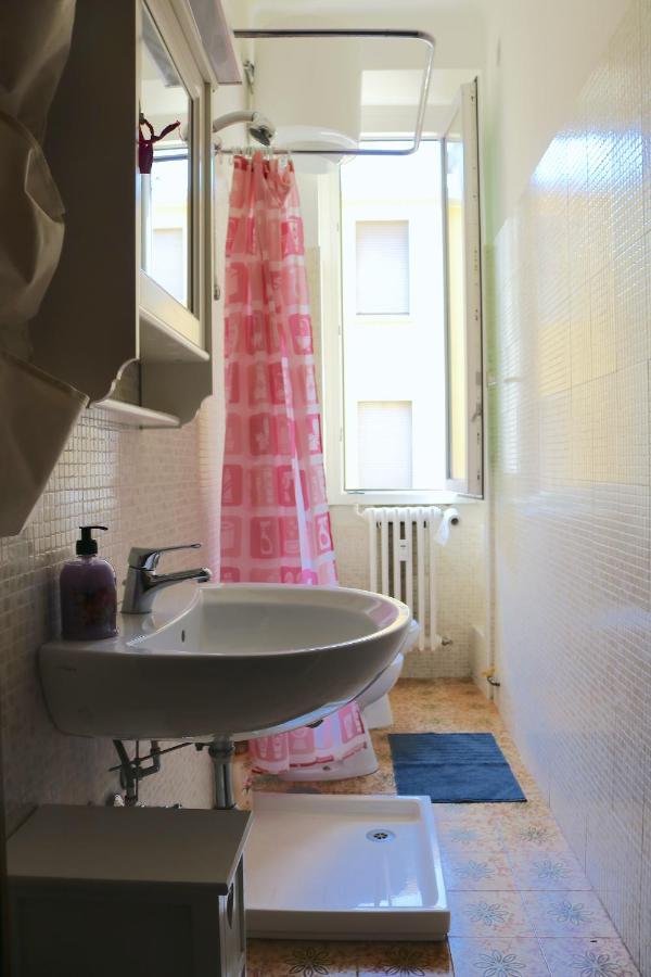 S. Ambrogio Cozy Apartment Milan Exterior photo